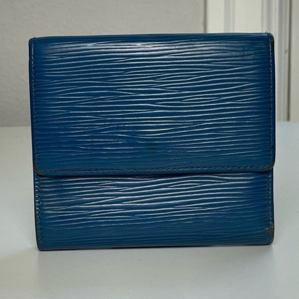 Blue - Picture 2 of 12